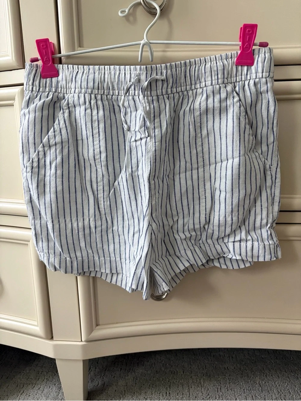 Old Navy White and Navy Striped Drawstring Shorts